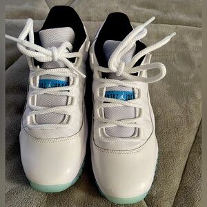 Jordan 11 Retro Low Legend Blue